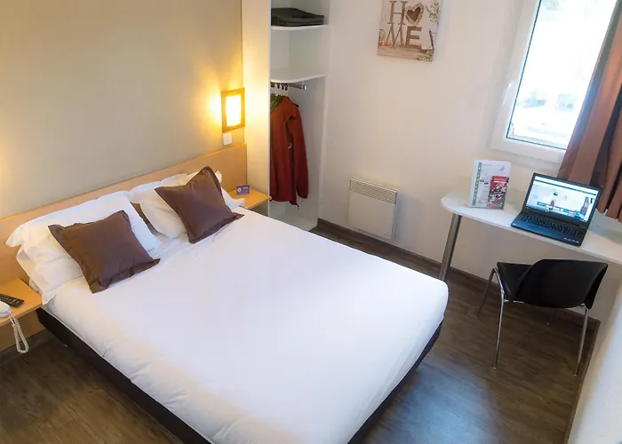 호텔 Fasthotel Perigueux - Un Fh Confort 2*